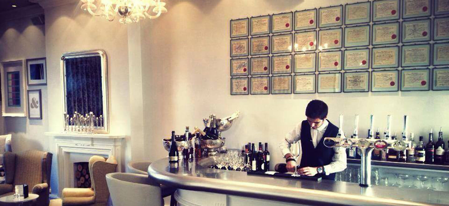 White Bar At Amalfi White Wedding Venue Derbyshire Gay Wedding Guide