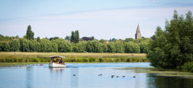 Boat On The River By The Perch Rustic Wedding Venue Oxford Gay Wedding Guide 1 380X174
