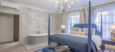 1 Georgian Suite At Richmond Hill Wedding Venue Surrey Gay Wedding Guide 9 380X174