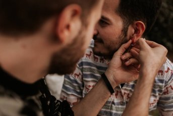 10 Gay Couple Engagement Session 47 2 4 344X230