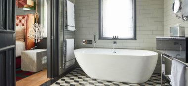 11 Glazebrook House Bathroom At Unique Country House Wedding Venue In Devon Gay Wedding Guide 9 380X174