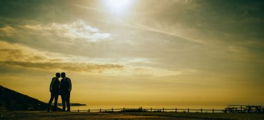 15 Gay Grooms At Sunset Gay Wedding Photographer Grw Photography15 6 380X174
