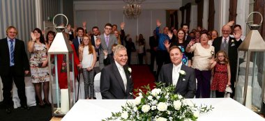 2 Kennedy Real Gay Wedding Southampton Mercure Southampton Via The Gay Wedding Guide 3 5 380X174