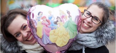 Ale And Eva Funfair Engagement Shoot With Balloon Copyright Paola De Paola Photography 3 4 380X174