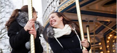 Ale And Eva Funfair Engagement Shoot Merry Go Round Copyright Paola De Paola Photography 3 4 380X174