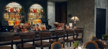 Bar At Sixstorey Bohemian Wedding Venue London Image Copyright Paulbliss Via The Gay Wedding Guide 9 380X174