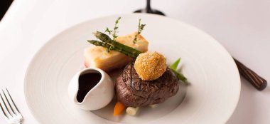 Beef At Tower Bridge Weddding Venue London Gay Wedding Guide Unique Venue 9 380X174