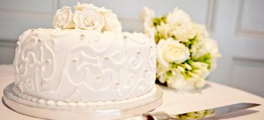 Chiswell Street Gay Wedding Venue Ec1 City London Wedding Venue Moorgate The Gay Wedding Guide City Wedding Cake 9 380X174