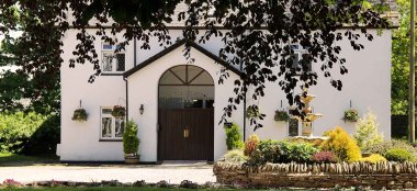Coach House At Llechwen Hall Hotel And Garden A Country House Wedding Venue Glamorgan Gay Wedding Guide 9 380X174