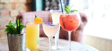 Cocktails At Brighton Harbour Hotel Gay Friendly Wedding Venue In Brighton 9 380X174