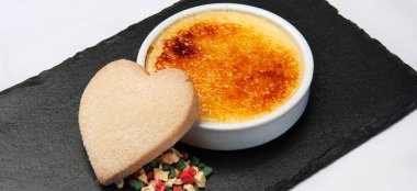 Creme Brulee At Italian Villa Poole Wedding Venue In Dorset On The Gay Wedding Guide For Gay Dorset 9 380X174