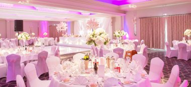 Dining Layout At Sopwell House Wedding Venue Hertfordshire Gay Wedding Guide 9 380X174