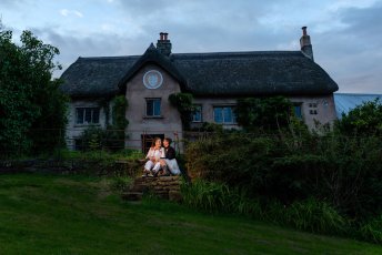 Donnaconnie Hayne Barn Wedding 489 1 5 344X230