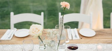 Flower Vases At Wedding Breakfast At Kilminorth Cottages Diy Wedding Venue Cornwall Gay Wedding Guide 9 380X174