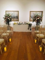 Gallery 16 Top Table And Ivory Chiavari 172X230