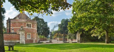Garden House Of North Mymms Park Wedding Venue Hertfordshire Gay Wedding Guide 9 380X174