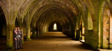 Gay Grooms Under Arches Photograph By Paul Walker Photographer Gay Wedding Guide 6 380X174