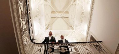 Gay Wedding At Dolphin Southampton Wedding Venue Gay Wedding Guide 9 380X174