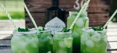 Gin In Jars At Stratton Court Barn Wedding Venue Oxford Gay Wedding Guide 9 380X174
