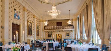 Great Hall At Saddlers Hall City Wedding Venue London Gay Wedding Guide 9 380X174