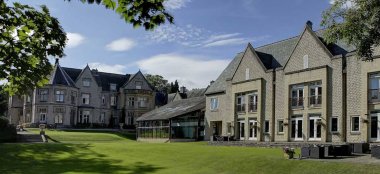 Grounds At Kenwood Hall Hotel Sheffield Wedding Venue Yorkshire Gay Wedding Guide 9 380X174