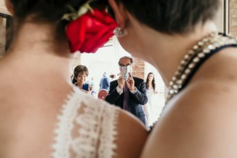 Guests Take Photos At Lesbian Wedding Photography Frank Cattuci Photo Via Gay Wedding Guide 1 5 344X230