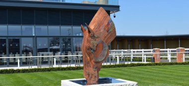 Horses Head Sculpture At Newbury Racecourse Unique Wedding Venue Gay Wedding Guide 9 380X174