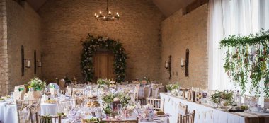 Internal Wedding Barn Layout Of Stratton Court Barn Wedding Venue Oxford Gay Wedding Guide Image By Lucy Noble Photography 9 380X174