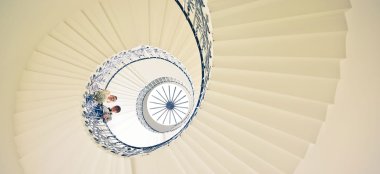 Lesbian Brides On Spiral Stairs By Lesbian Wedding Photography Daria Nova Photography Via Gay Wedding Guide 6 380X174
