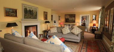 Lounge Area Attelfit Farm Wedding Venue Yorkshire Gay Wedding Guide 9 380X174
