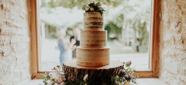 Naked Wedding Cake Attythe Barn Wedding Venue Oxfordshire Via The Gay Wedding Guide 9 380X174
