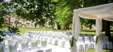 Outdoor Wedding At Sopwell House Wedding Venue Hertfordshire Gay Wedding Guide 9 380X174