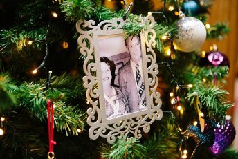 Photos On Tree Mark Geoff Gay Wedding Photography Paola De Paola Via Gay Wedding Guide 2 5 344X230