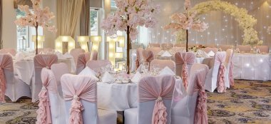 Pink Wedding Breakfast At Kenwood Hall Hotel Sheffield Wedding Venue Yorkshire Gay Wedding Guide 9 380X174