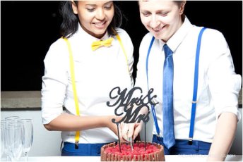Real Gay Weddings Cake For Alex And Audrey Lesbian Wedding Photographer Paola De Paola Copyright Paola De Paola 3 5 344X230