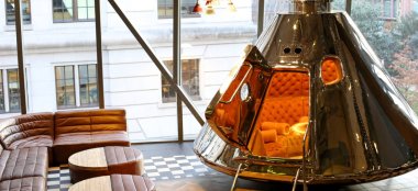 Street Lounge At Bread Street Kitchen Gordon Ramsay Wedding Venue Gay Wedding Guide 9 380X174