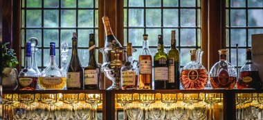 The Bar At Belle Epoque A Romantic Wedding Venue Cheshire Greater Manchester Knutsford 9 380X174