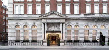 The London Edition Hotel Soho Wedding Venue Gay Wedding Guide 9 380X174