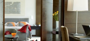 The Lowry Hotel Riverside Suite Gay Wedding Guide Gay Wedding Venue Manchester Luxury Hotel Manchester Gay 9 380X174