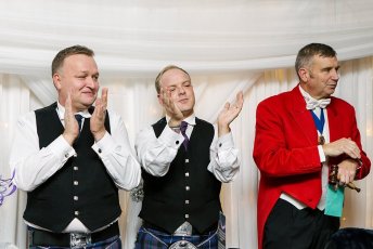 Toastmaster Mark Geoff Gay Wedding Photography Paola De Paola Via Gay Wedding Guide 2 5 344X230