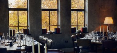 Wedding Breakfast At Sixstorey Bohemian Wedding Venue London Image Copyright Paulbliss Via The Gay Wedding Guide 9 380X174