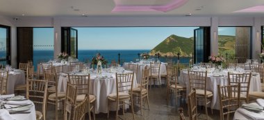 Wedding Breakfast With Sea View 3 At Sandy Beach Hotel Beach Wedding Venue Devon Gay Wedding Guide 9 380X174