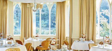 Wedding Reception Layout At Sprowston Manor Country House Wedding Norfolk Gay Wedding Guide 9 380X174