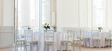 Wedding Tables At St Albans Unique Wedding Venue St Albans Museum Gay Wedding Guide 9 380X174