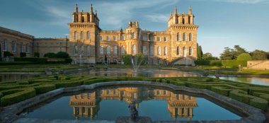 Blenheim Palace Bladon Bridge At Blenheim Palace Park Wedding Venue Oxfordshire Gay Wedding Guide 9 380X174