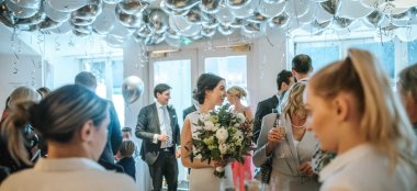 Bride At London House Gordon Ramsay Wedding Gay Wedding Guide 9 380X174