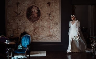 Bride Walking In The Room Lois And Ed 9 368X229