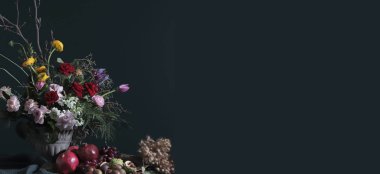 Dark Luxury Wedding Flowers By London Florist Shilpa Reddy Gay Wedding Guide 6 380X174