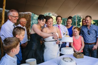 Documentary Lgbt Wedding Photographer Surrey Reportage Photography 38 5 5 345X229