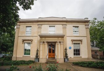 Elizabeth Gaskells House 337X230